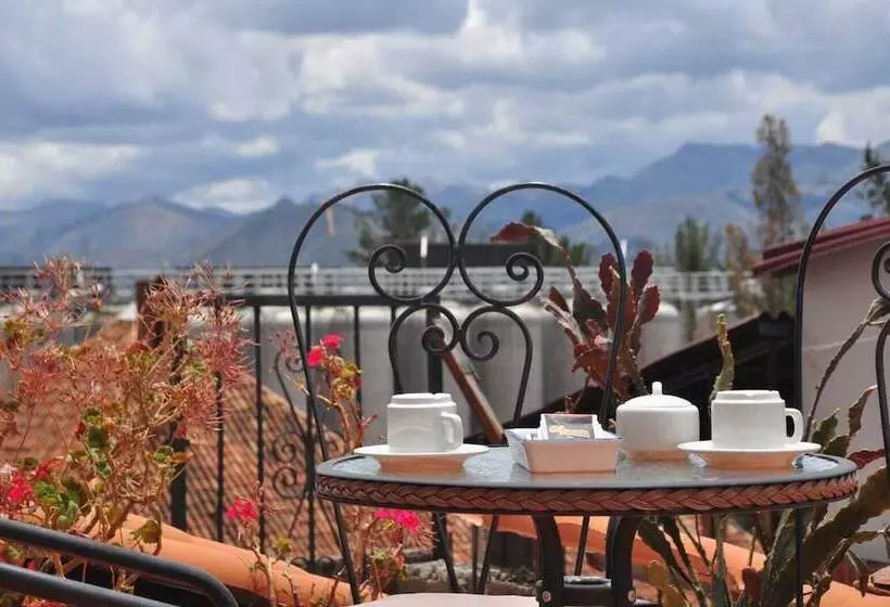 Pension Pumamarca Guest House