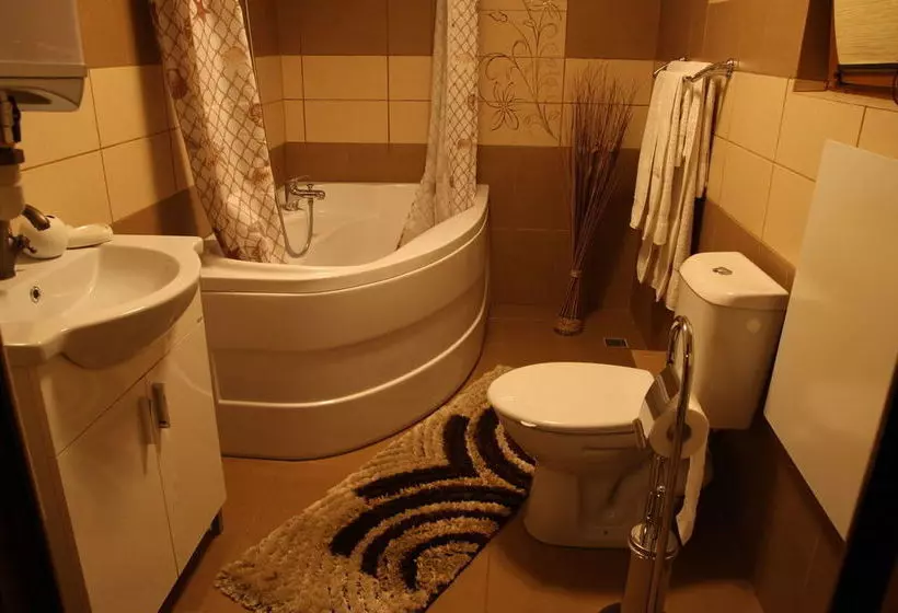 پانسیون Rixo`s Guesthouse