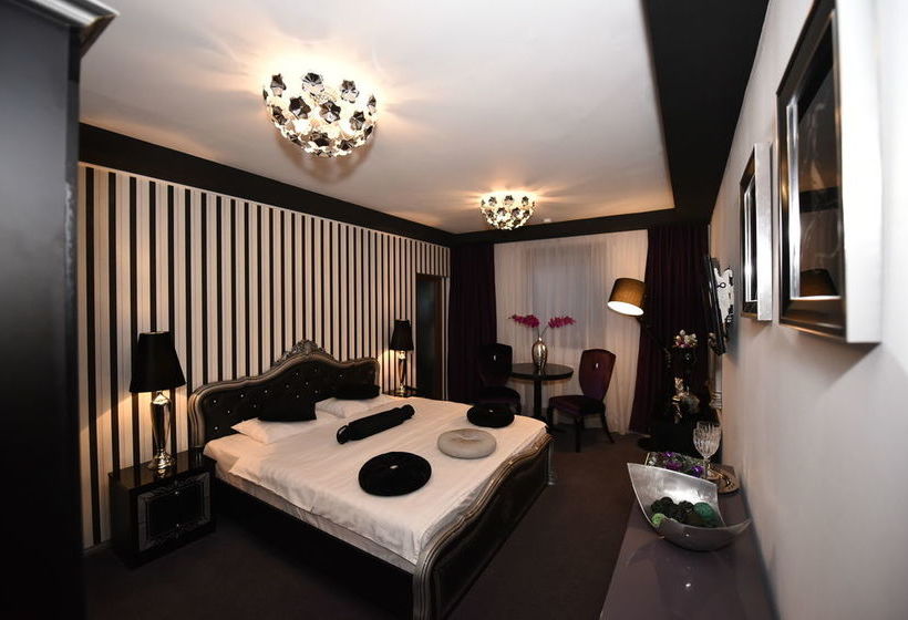 پانسیون Rixo`s Guesthouse