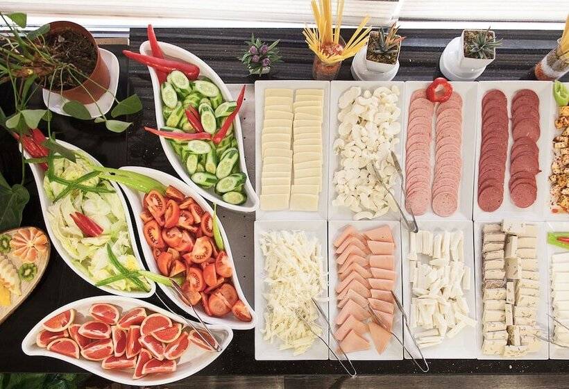 The Rise Aron Business Hotel Merter