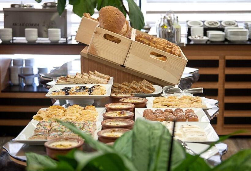 The Rise Aron Business Hotel Merter