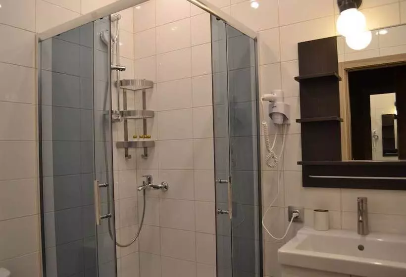 Auberge Hôtelière Khanuma