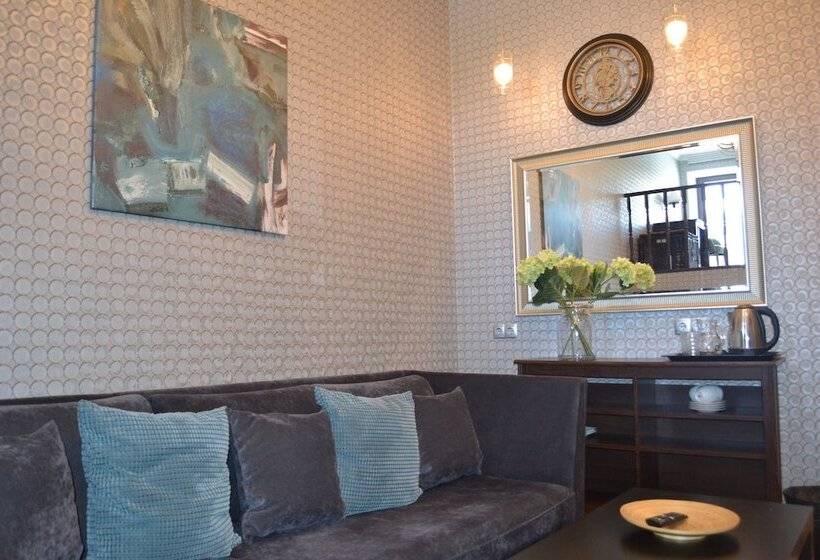 فندق صغير Khanuma