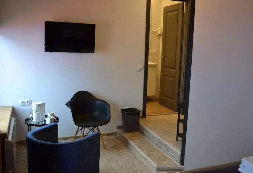 Auberge Hôtelière Khanuma