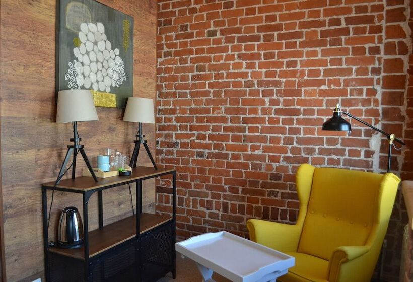 فندق صغير Khanuma