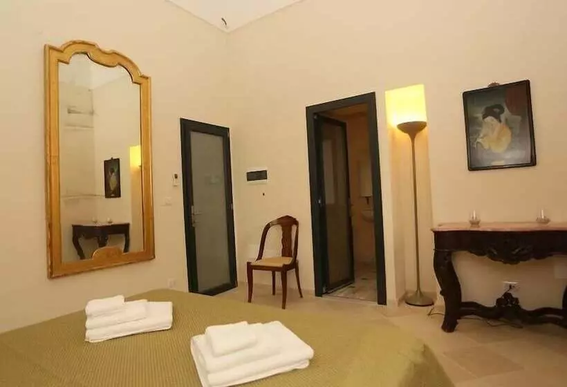 ベッドアンドブレックファースト Villa Lucrezio Resort