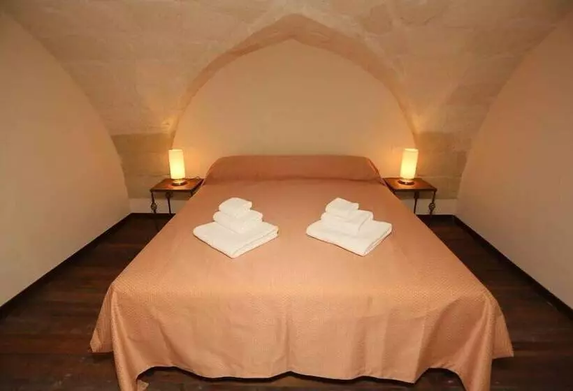 ベッドアンドブレックファースト Villa Lucrezio Resort