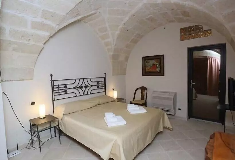 ベッドアンドブレックファースト Villa Lucrezio Resort