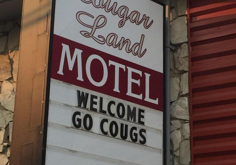 Cougar Land Motel
