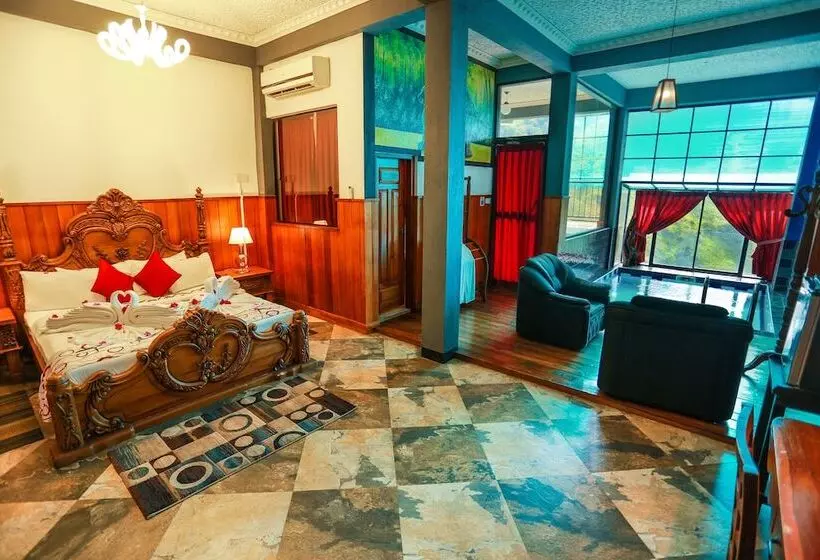 Hotel Ella Mount Heaven