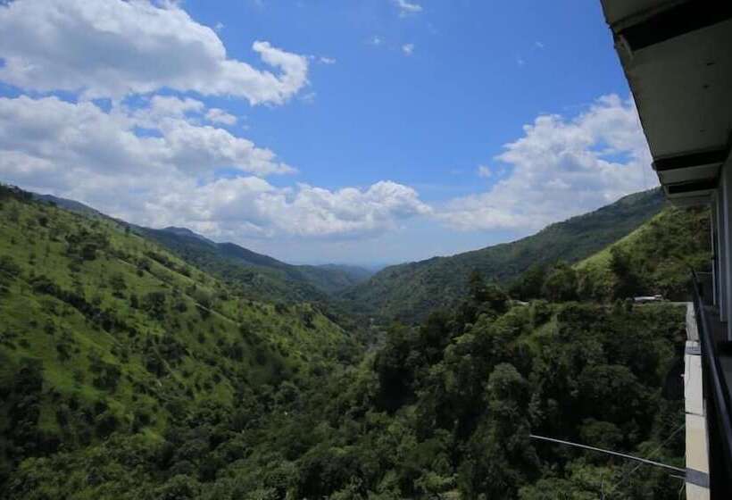 호텔 Ella Mount Heaven