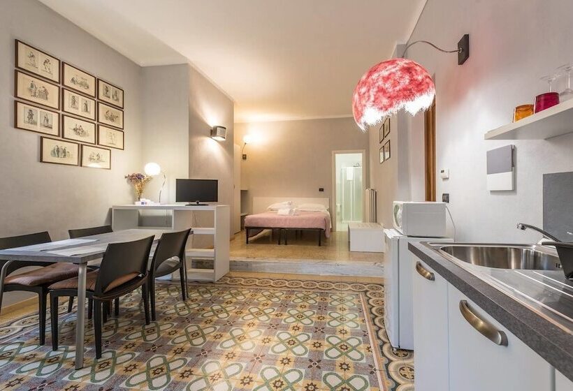 בית מלון כפרי La Pajassa