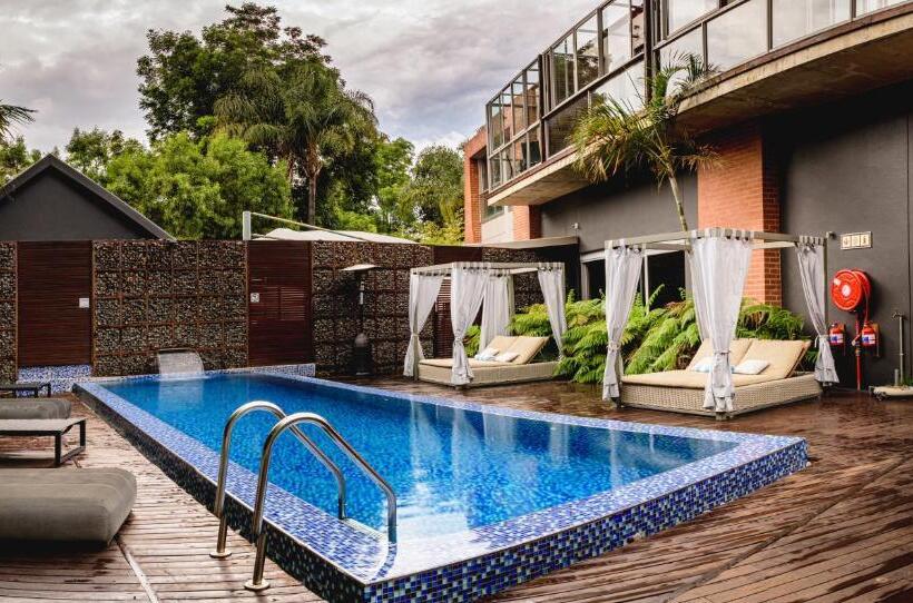 ホテル Menlyn Boutique