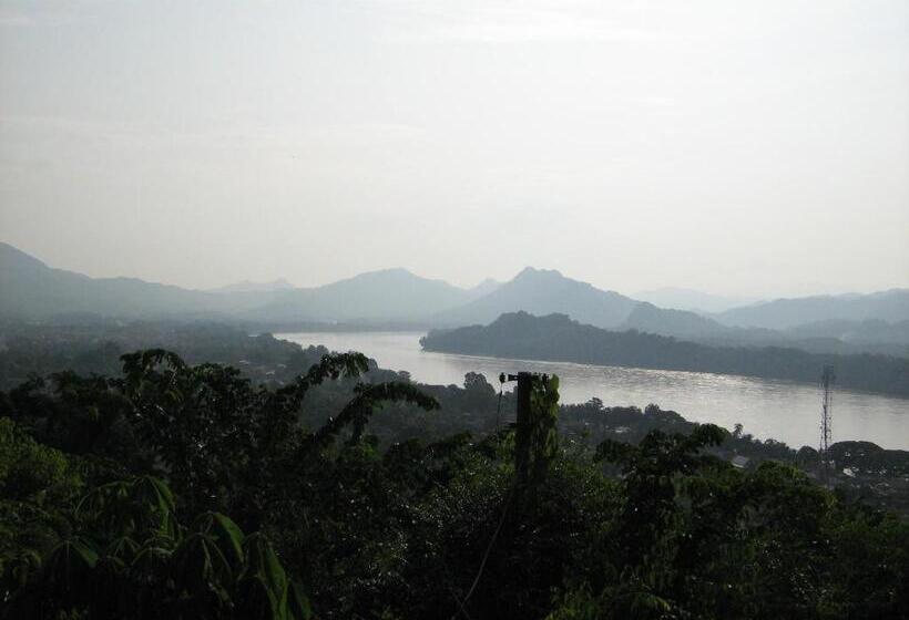 هتل Pakhongthong Villa