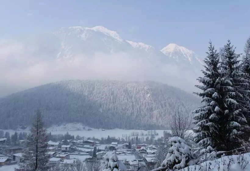 Otel Panorama Appartements Mora