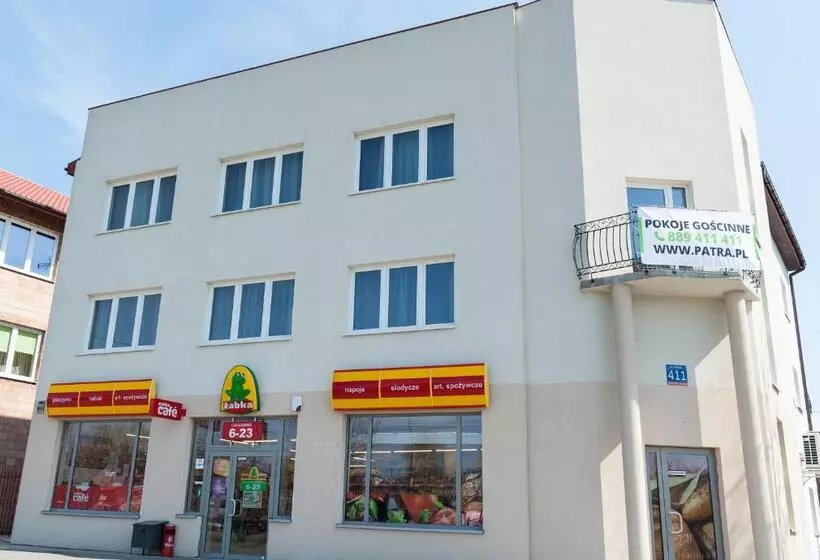 هتل Patra