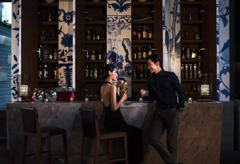 Отель Renaissance Suzhou Wujiang