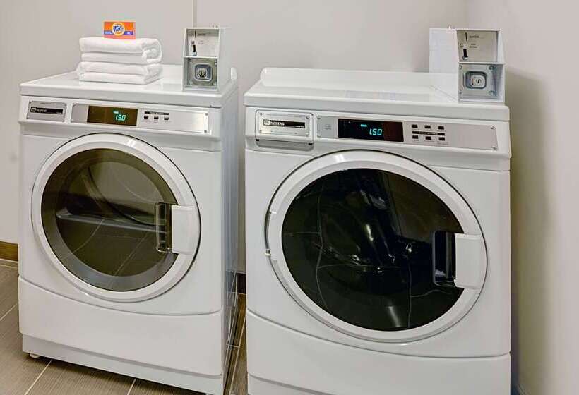 Microtel Inn & Suites By Wyndham Philadelphia Airport Ridley Park