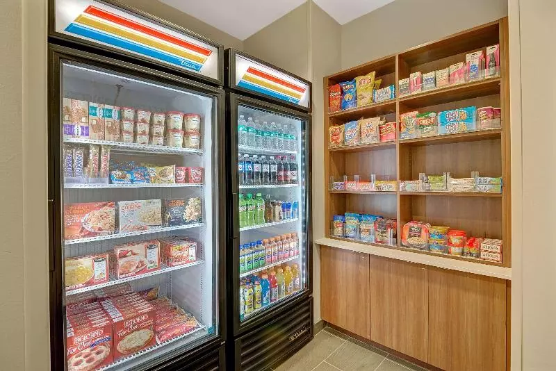 Microtel Inn & Suites By Wyndham Philadelphia Airport Ridley Park