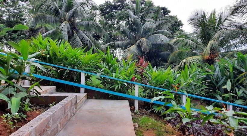 پانسیون Guava Grove Resort & Villas