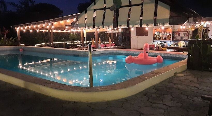 پانسیون Guava Grove Resort & Villas