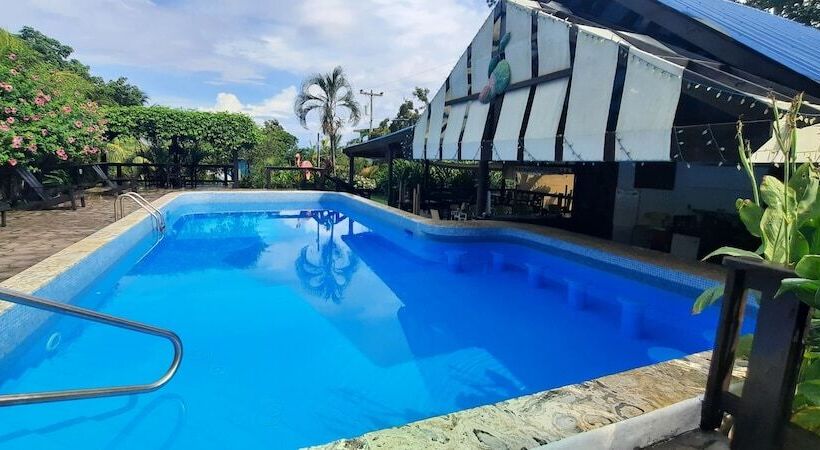 پانسیون Guava Grove Resort & Villas