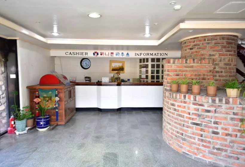 펜션 Honeymoon House