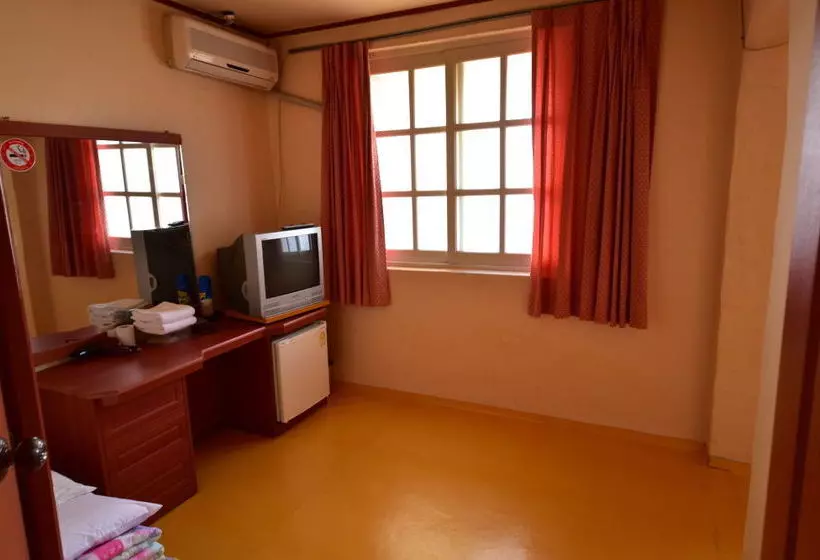 펜션 Honeymoon House