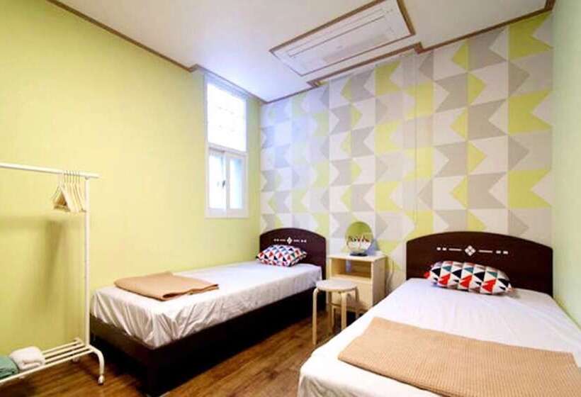 Pansiyon Itaewon Cube Guest House