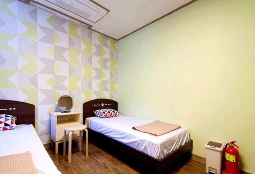Pansiyon Itaewon Cube Guest House