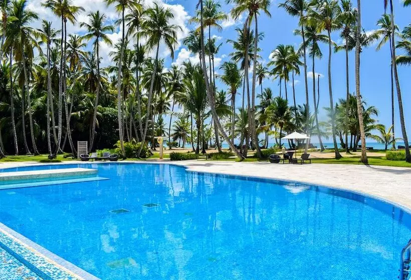 استراحتگاه Coson Bay