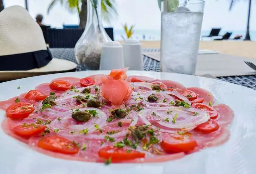 استراحتگاه Coson Bay
