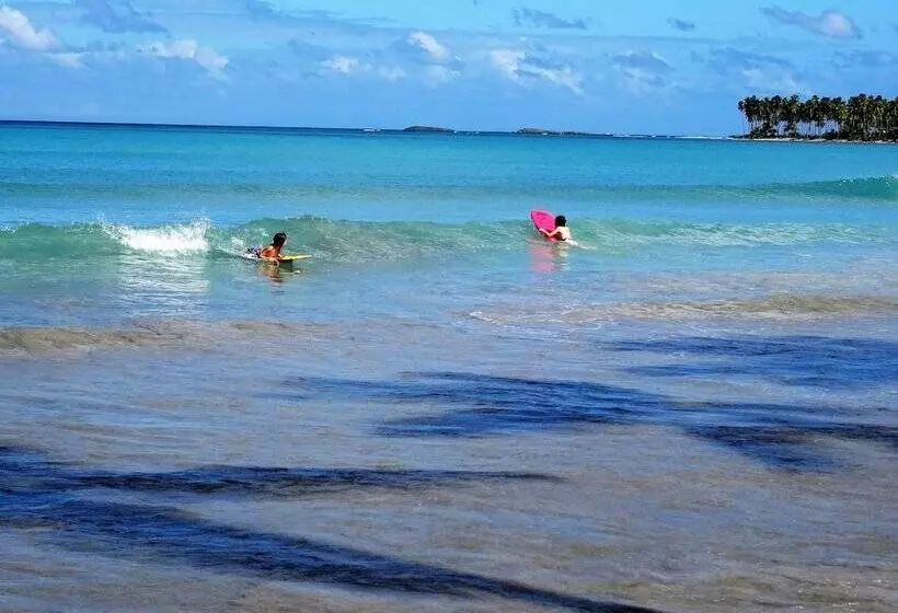 استراحتگاه Coson Bay