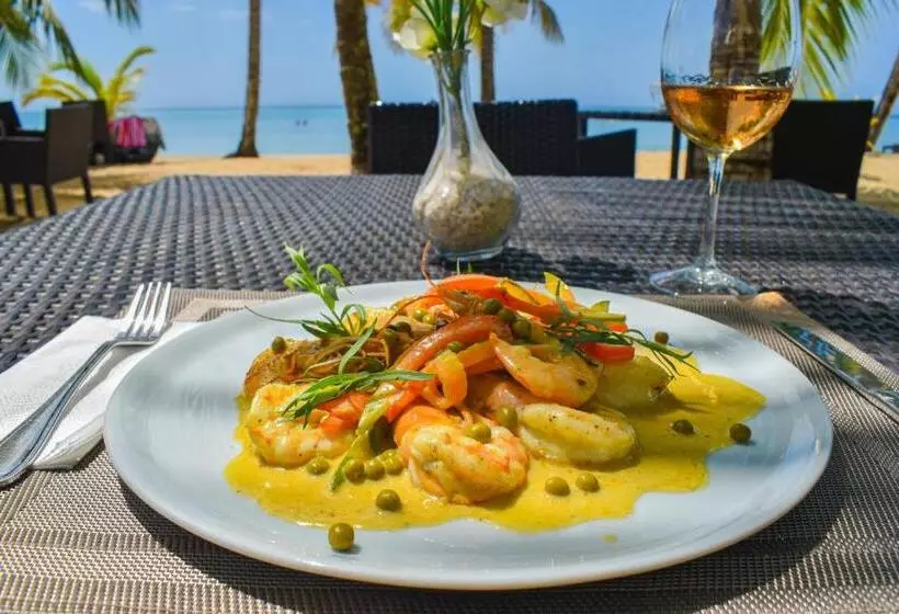 استراحتگاه Coson Bay