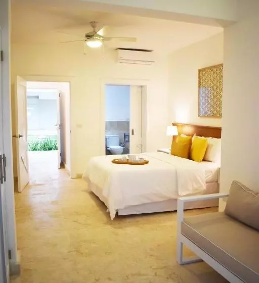 استراحتگاه Coson Bay