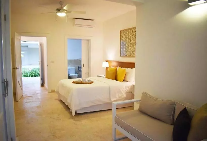 استراحتگاه Coson Bay