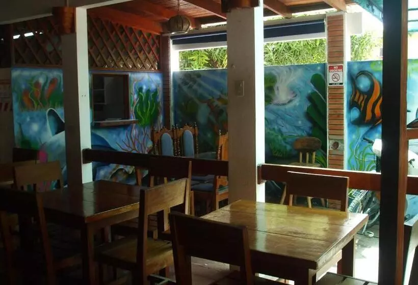 ユースホステル Casa Del Mar