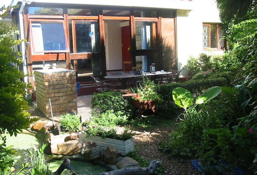 Ascot Gardens Self Catering