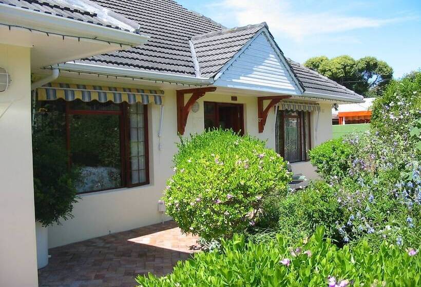 Ascot Gardens Self Catering