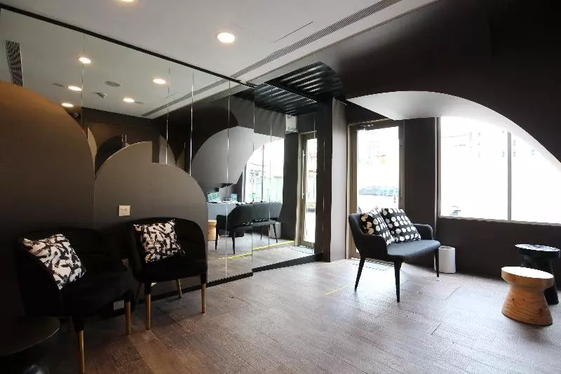 هتل St Signature Bugis Beach