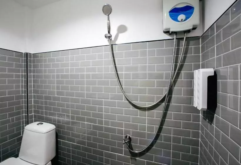 Otel Au Aon Guesthouse