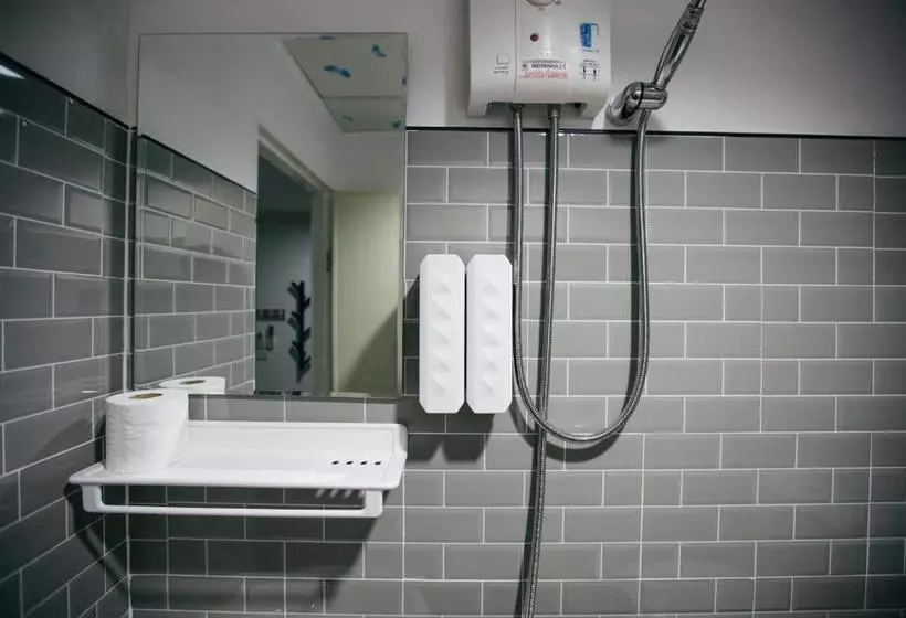 Otel Au Aon Guesthouse