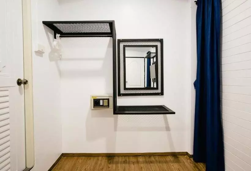 Otel Au Aon Guesthouse