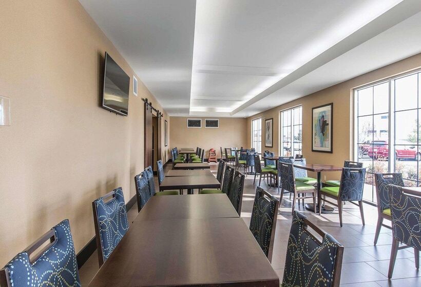 Hotel Comfort Inn & Suites Airport North