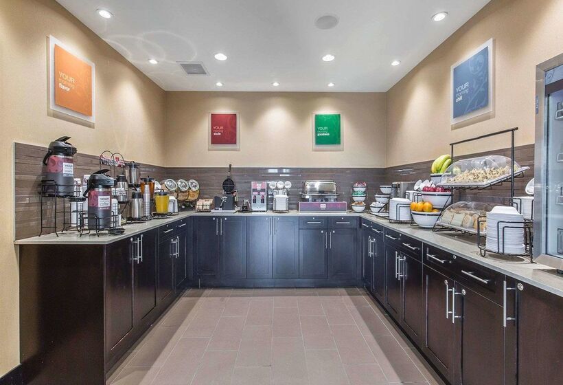 Hotel Comfort Inn & Suites Airport North