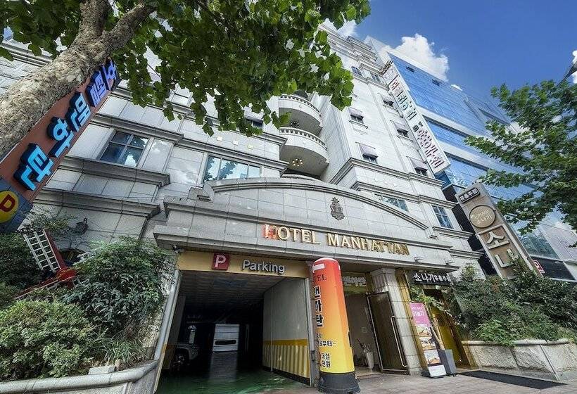 Gwangju Sangmu Hotel Manhattan