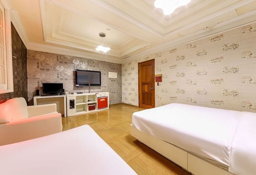 Gwangju Sangmu Hotel Manhattan