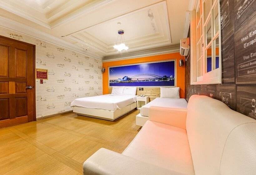 Gwangju Sangmu Hotel Manhattan