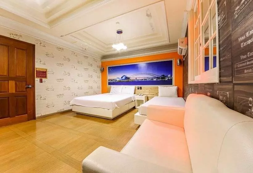 Gwangju Sangmu Hotel Manhattan