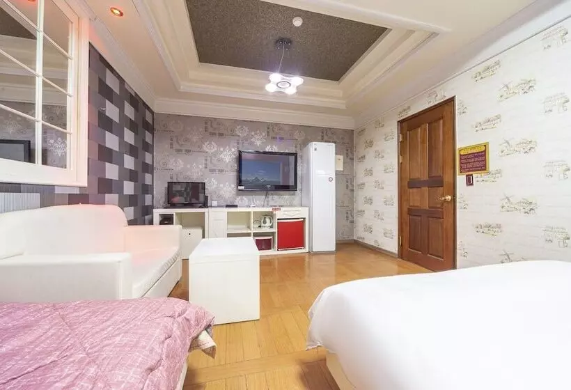 Gwangju Sangmu Hotel Manhattan